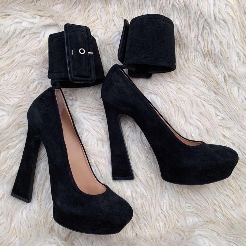 CELINE Black Suede Ankle Strap Platform Pump 38.5